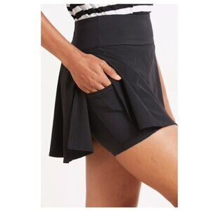 Spanx The Get Moving Booty Boost Double Layer Skort Size M